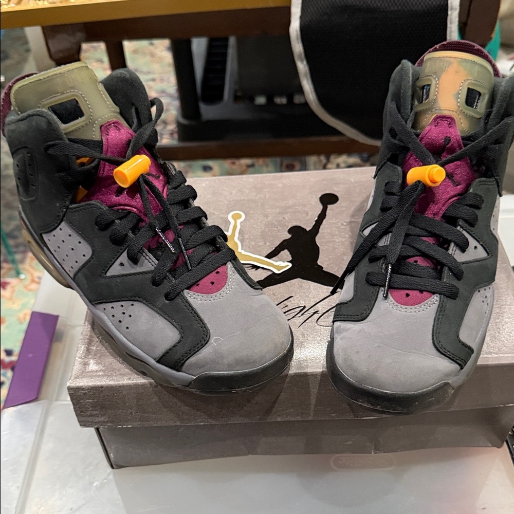 Jordan Kids Sneakers‎ in Black and Purple